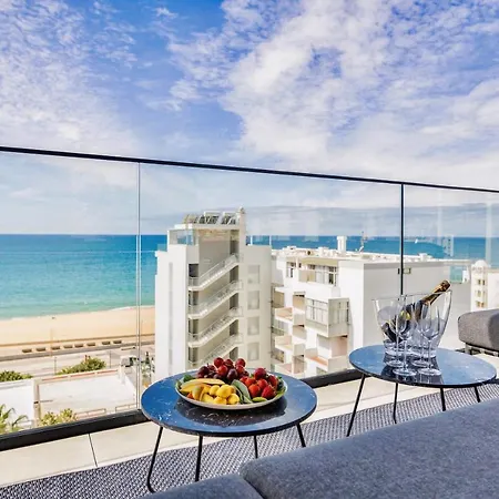 Luxurious Beachside With Pool & Seaview * Quarteira